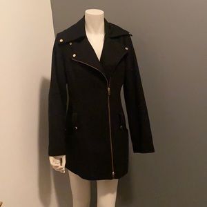 Guess black and gold coat